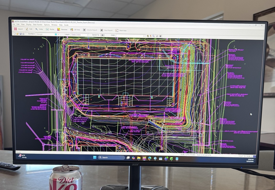 AGTEK monitor displaying a machine control model